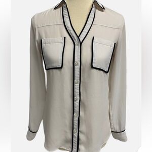 Express Ivory Button-Down with Dark Edging Relaxed Fit Will fit S-M